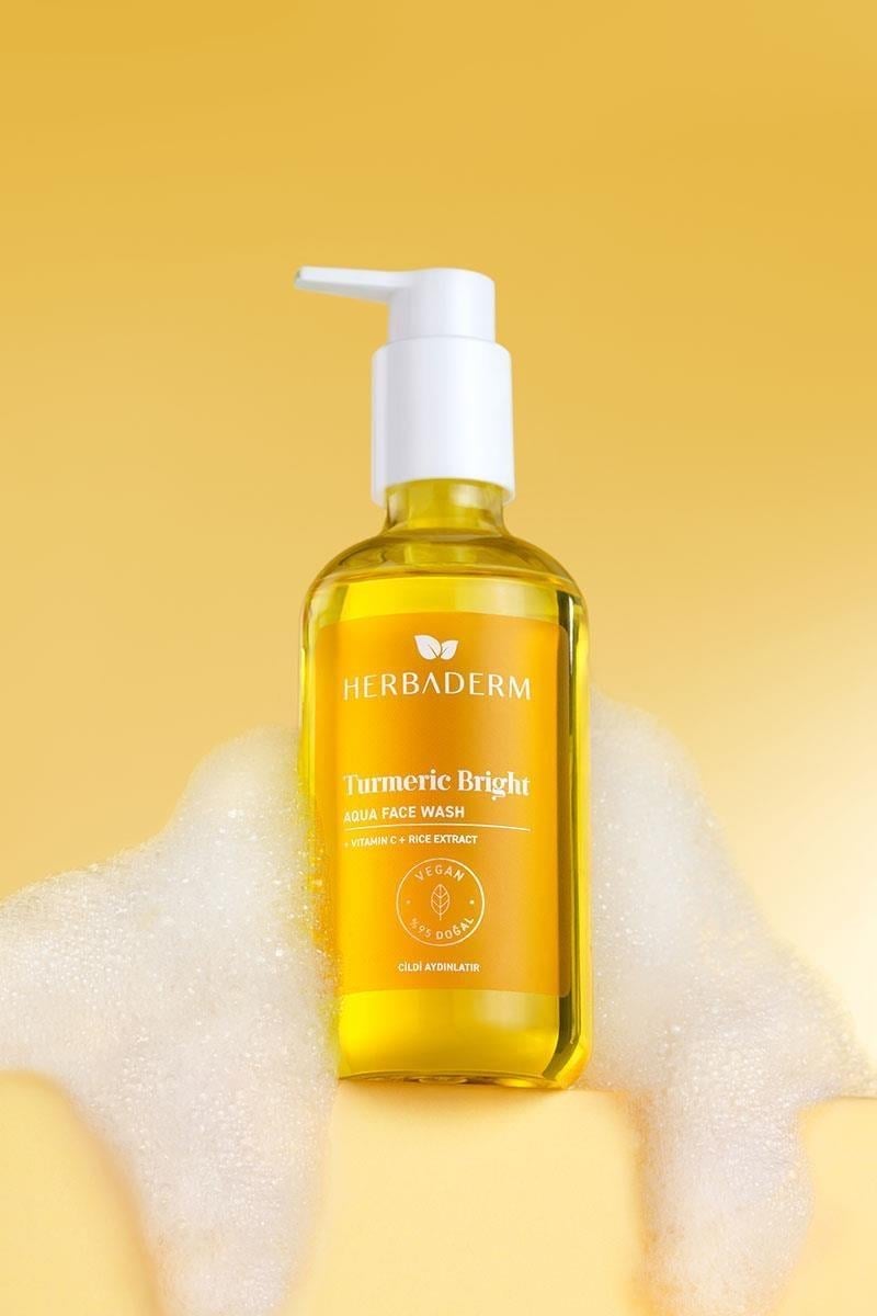 Herbaderm Herbaderm Aydınlatıcı, Leke Karşıtı Yüz Temizleme Jeli 250 Ml HERBA701499