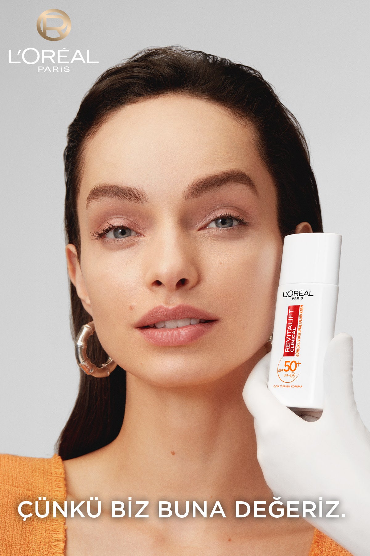 L'Oréal Paris Revitalift Clinical SPF 50+ Günlük Yüksek UV Korumalı Yüz Güneş Kremi 50ml