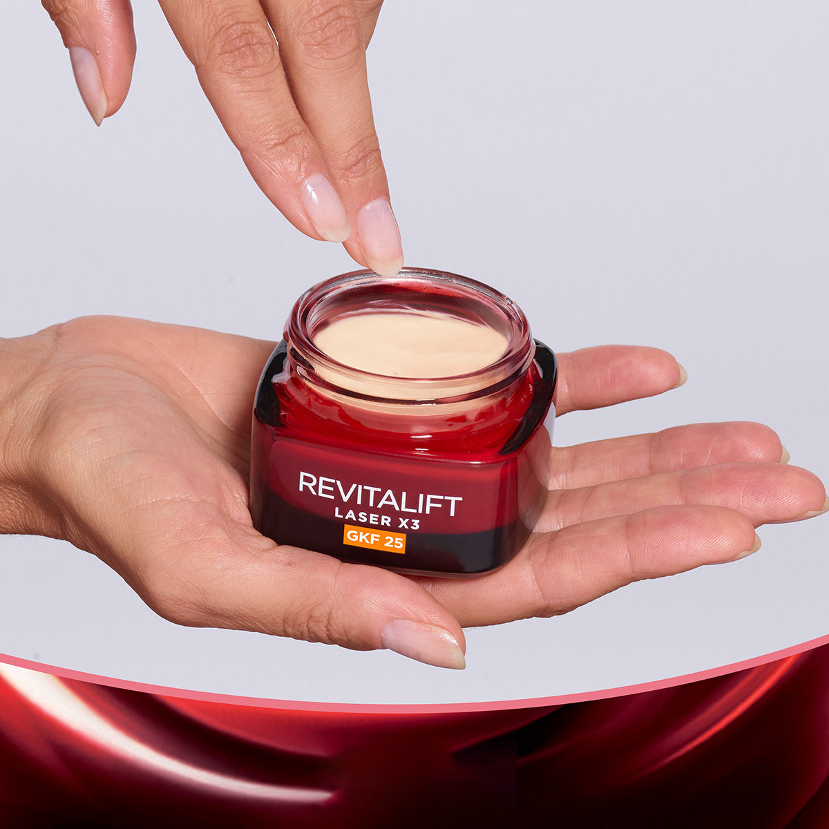 L'Oréal Paris Revitalift Lazer X3 Leke ve Kırışıklık Karşıtı Bakım GKF25