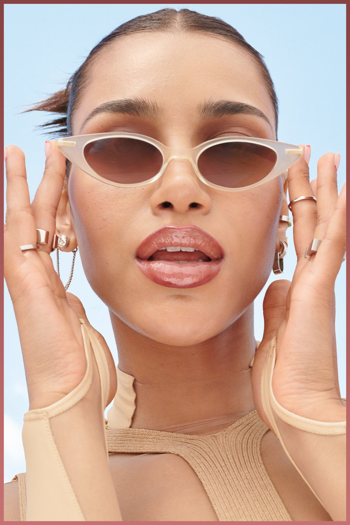 Maybelline New York Lifter Liner Dudak Kalemi- 06 Line Leader