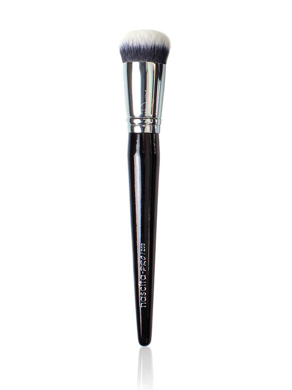 Nascita Pro Kabuki Fondöten Makyaj Fırçası NASBRUSH0259