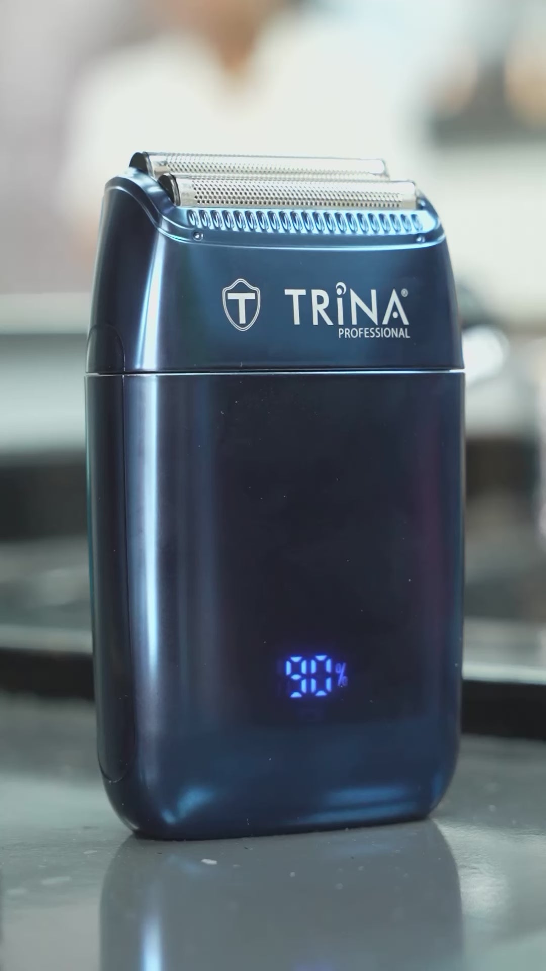 Videoyu yükle: Trina Saç Kesme Makinesi Altın TRNSKLKS0025GOLD